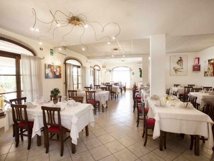 Villaggio Residence La Pieve Di 포마이아 외부 사진